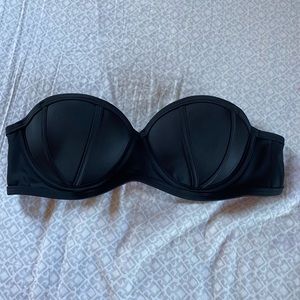 Black Strapless Bikini Top 🌵